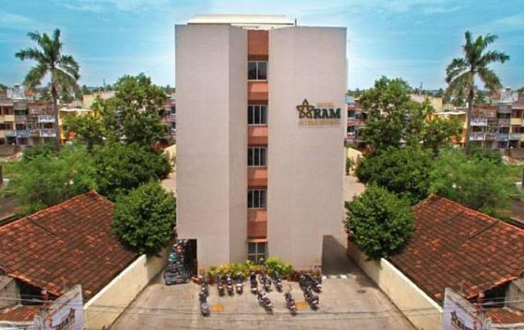Hotel Ram International Puducherry Eksteriør billede